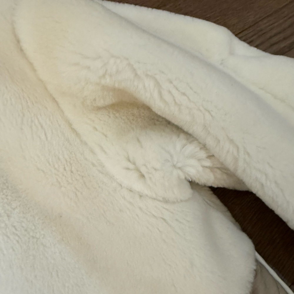 Marfa Stance Signature Shearling Quilt Small - Picture 12 of 16